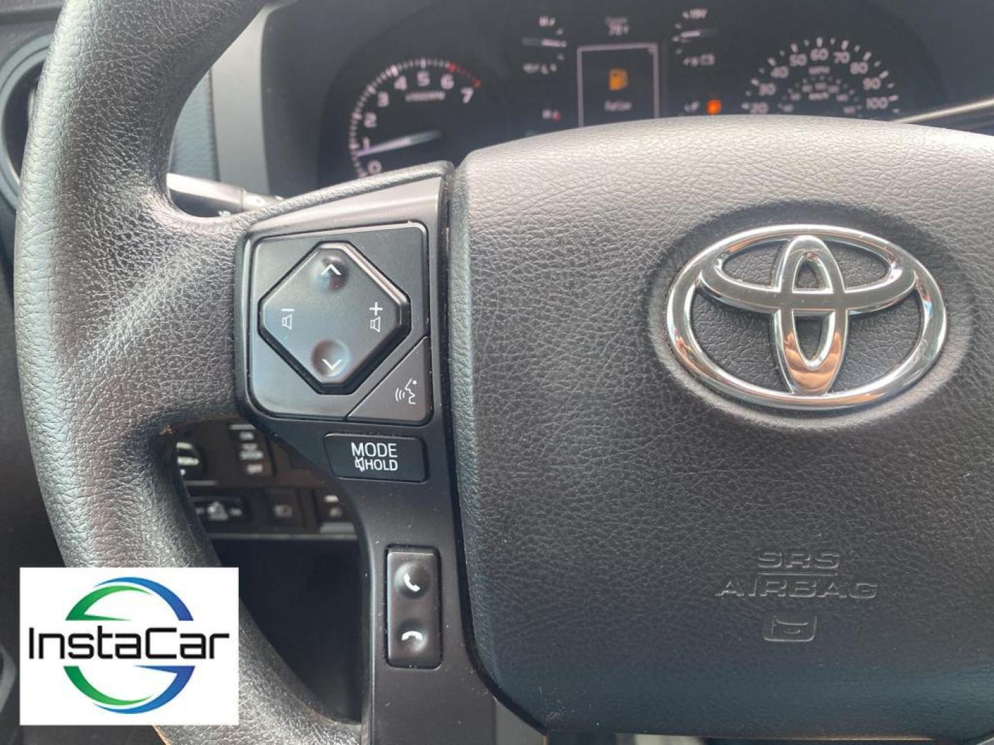 2018 Super White /Graphite Toyota Tundra SR (5TFRM5F1XJX) with an V8, 4.6L engine, 6-speed automatic transmission, located at 6520 E. Independence Blvd., Charlotte, NC, 28212, 35.146019, -80.723465 - Experience the perfect blend of power, reliability, and modern technology with this remarkable 2018 Toyota Tundra! A true workhorse on the road, this Toyota Tundra is powered by a robust V8, 4.6L engine that delivers impressive performance and towing capability, ensuring you conquer any challenge wi - Photo#4