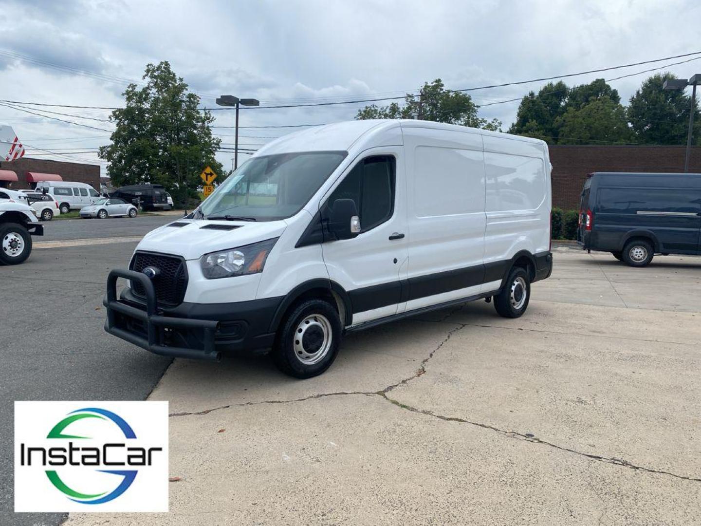 2023 Oxford White /Dark Palazzo Gray Ford Transit Van Base (1FTBR1C87PK) with an V6, 3.5L engine, 10-speed automatic transmission, located at 6520 E. Independence Blvd., Charlotte, NC, 28212, 35.146019, -80.723465 - <b>Equipment</b><br>See what's behind you with the back up camera on this vehicle. This vehicle offers Android Auto for seamless smartphone integration. This model offers Apple CarPlay for seamless connectivity. This vehicle features a hands-free Bluetooth phone system. The rear parking assist techn - Photo#8