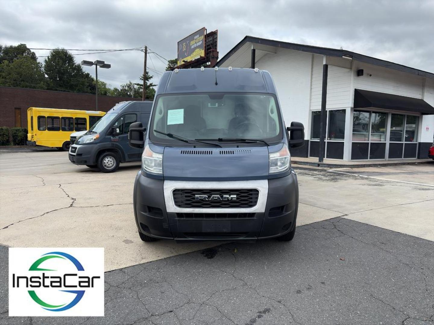 2019 Patriot Blue Pearlcoat /Black Ram ProMaster 2500 High Roof (3C6TRVDG1KE) with an V6, 3.6L engine, 6-speed automatic transmission, located at 6520 E. Independence Blvd., Charlotte, NC, 28212, 35.146019, -80.723465 - <b>Equipment</b><br>See what's behind you with the back up camera on this 2019 Ram ProMaster 2500 . Bluetooth technology is built into this 3/4 ton van, keeping your hands on the steering wheel and your focus on the road. Set the temperature exactly where you are most comfortable in this vehicle. Th - Photo#6