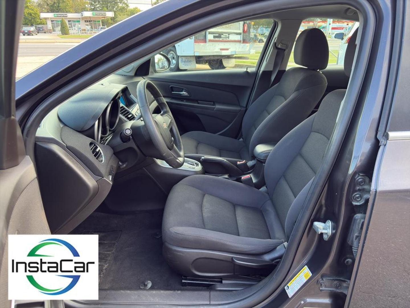 2014 Tungsten Metallic /Jet Black Chevrolet Cruze LT (1G1PK5SB4E7) with an 4 Cyl, 1.4L engine, 6-speed automatic transmission, located at 6520 E. Independence Blvd., Charlotte, NC, 28212, 35.146019, -80.723465 - <b>Equipment</b><br>With the keyless entry system on this Chevrolet Cruze you can pop the trunk without dropping your bags from the store. This vehicle emanates grace with its stylish gray exterior. Front wheel drive on this 2014 Chevrolet Cruze gives you better traction and better fuel economy. Th - Photo#21