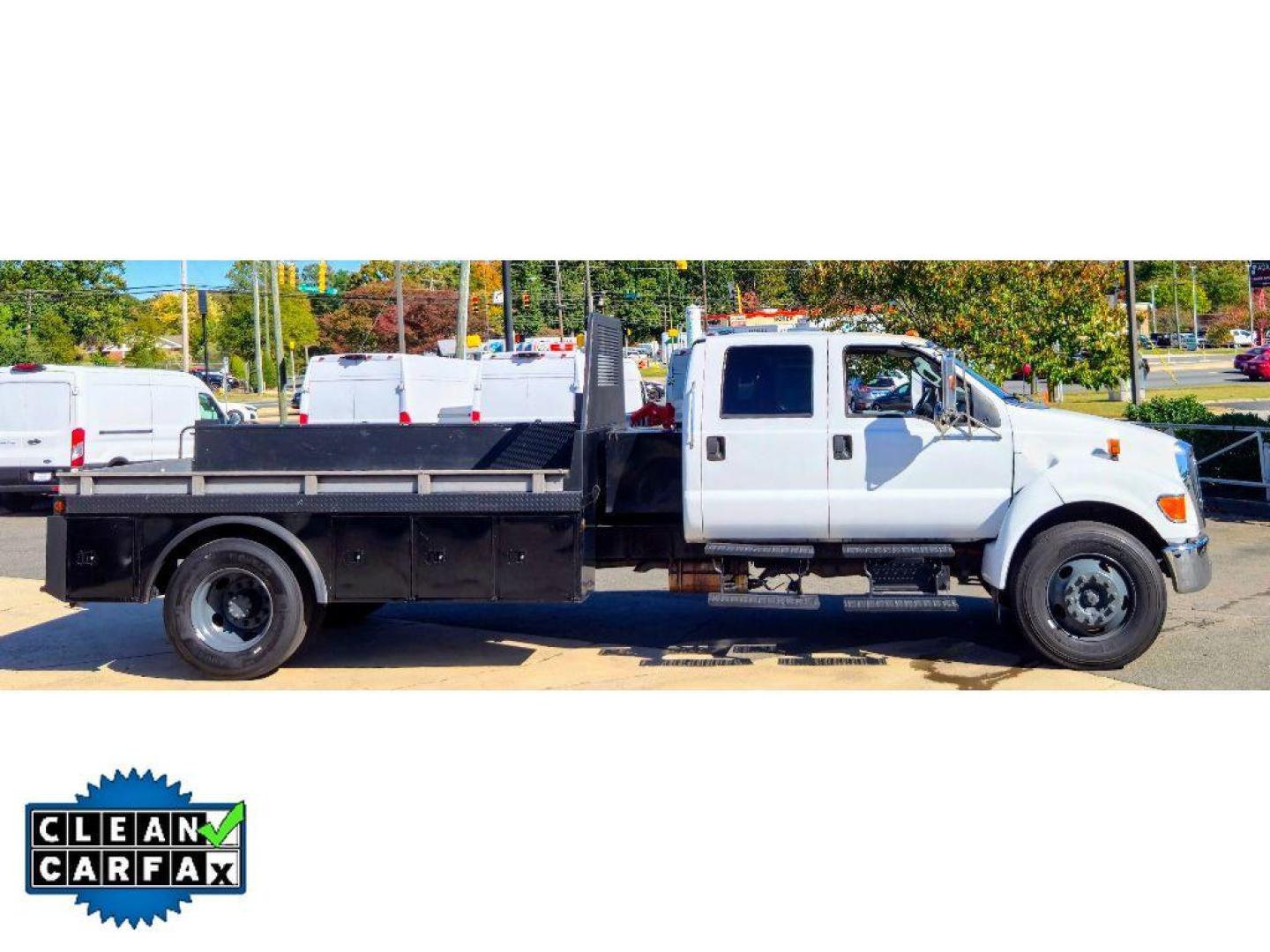 2013 Oxford White /Gray Ford F-650 XLT (3FRNW6HP3DV) with an V10, 6.8L engine, 6-speed automatic transmission, located at 6520 E. Independence Blvd., Charlotte, NC, 28212, 35.146019, -80.723465 - 2013 Ford F-650 F-Series Super Duty XLT 4x2 Dual Rear Wheels Charlotte, NC<br><br>This rugged 2013 Ford F-650 F-Series Super Duty XLT delivers commercial-grade performance with a potent V10 6.8L gasoline engine, 4x2 driveline and dual rear wheels for exceptional payload and towing capability. Built - Photo#7
