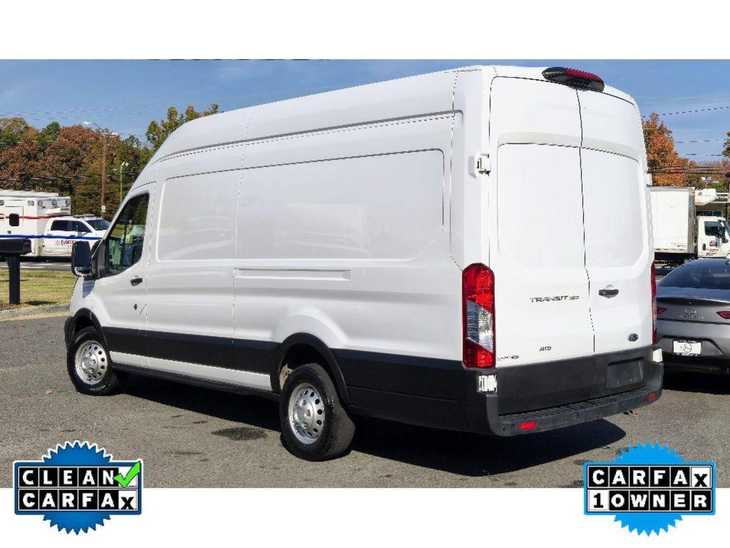 2022 Oxford White /Dark Palazzo Gray Ford Transit Van Base (1FTBW3U87NK) with an V6, 3.5L engine, 10-speed automatic transmission, located at 6520 E. Independence Blvd., Charlotte, NC, 28212, 35.146019, -80.723465 - <b>Equipment</b><br>Bluetooth technology is built into this model, keeping your hands on the steering wheel and your focus on the road. Our dealership has already run the CARFAX report and it is clean. A clean CARFAX is a great asset for resale value in the future. Apple CarPlay: Seamless smartphon - Photo#5