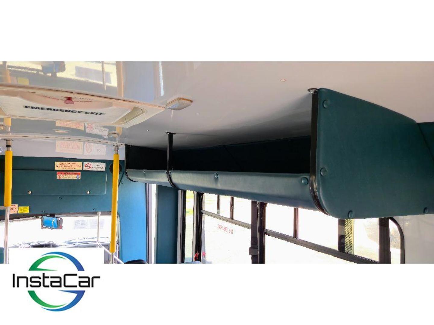 2014 Oxford White /Medium Flint Ford E-450 Super Duty Base (1FDFE4FS4ED) with an V10, 6.8L (415 CID) engine, 5-speed automatic transmission, located at 6520 E. Independence Blvd., Charlotte, NC, 28212, 35.146019, -80.723465 - <b>Equipment</b><br>Enjoy the incredible handling with the rear wheel drive on this unit. This unit shines with clean polished lines coated with an elegant white finish. The Ford E-450 Super Duty has a V10, 6.8L (415 CID) high output engine. Maintaining a stable interior temperature in this Ford E-4 - Photo#10