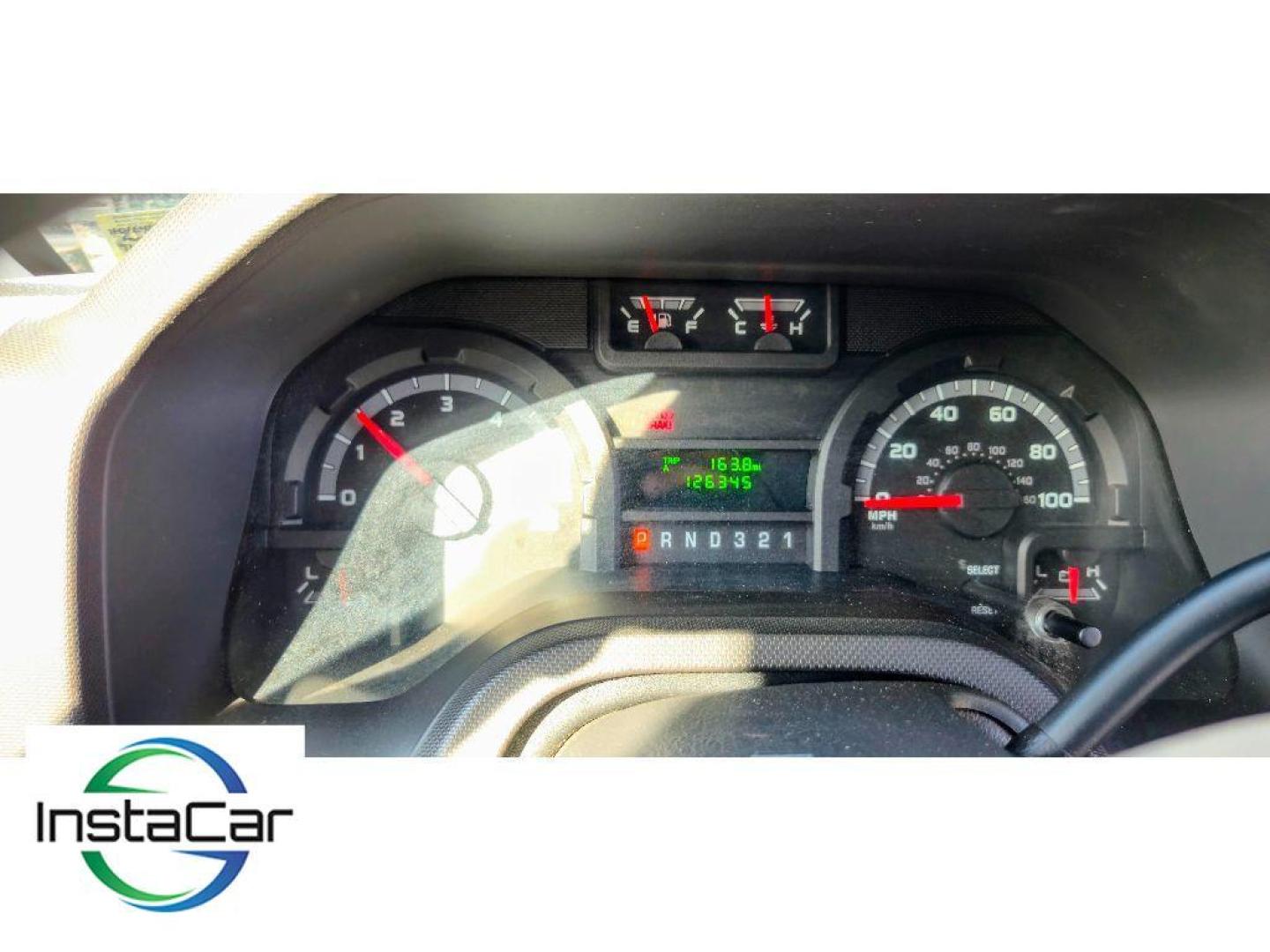 2014 Oxford White /Medium Flint Ford E-450 Super Duty Base (1FDFE4FS4ED) with an V10, 6.8L (415 CID) engine, 5-speed automatic transmission, located at 6520 E. Independence Blvd., Charlotte, NC, 28212, 35.146019, -80.723465 - <b>Equipment</b><br>Enjoy the incredible handling with the rear wheel drive on this unit. This unit shines with clean polished lines coated with an elegant white finish. The Ford E-450 Super Duty has a V10, 6.8L (415 CID) high output engine. Maintaining a stable interior temperature in this Ford E-4 - Photo#16