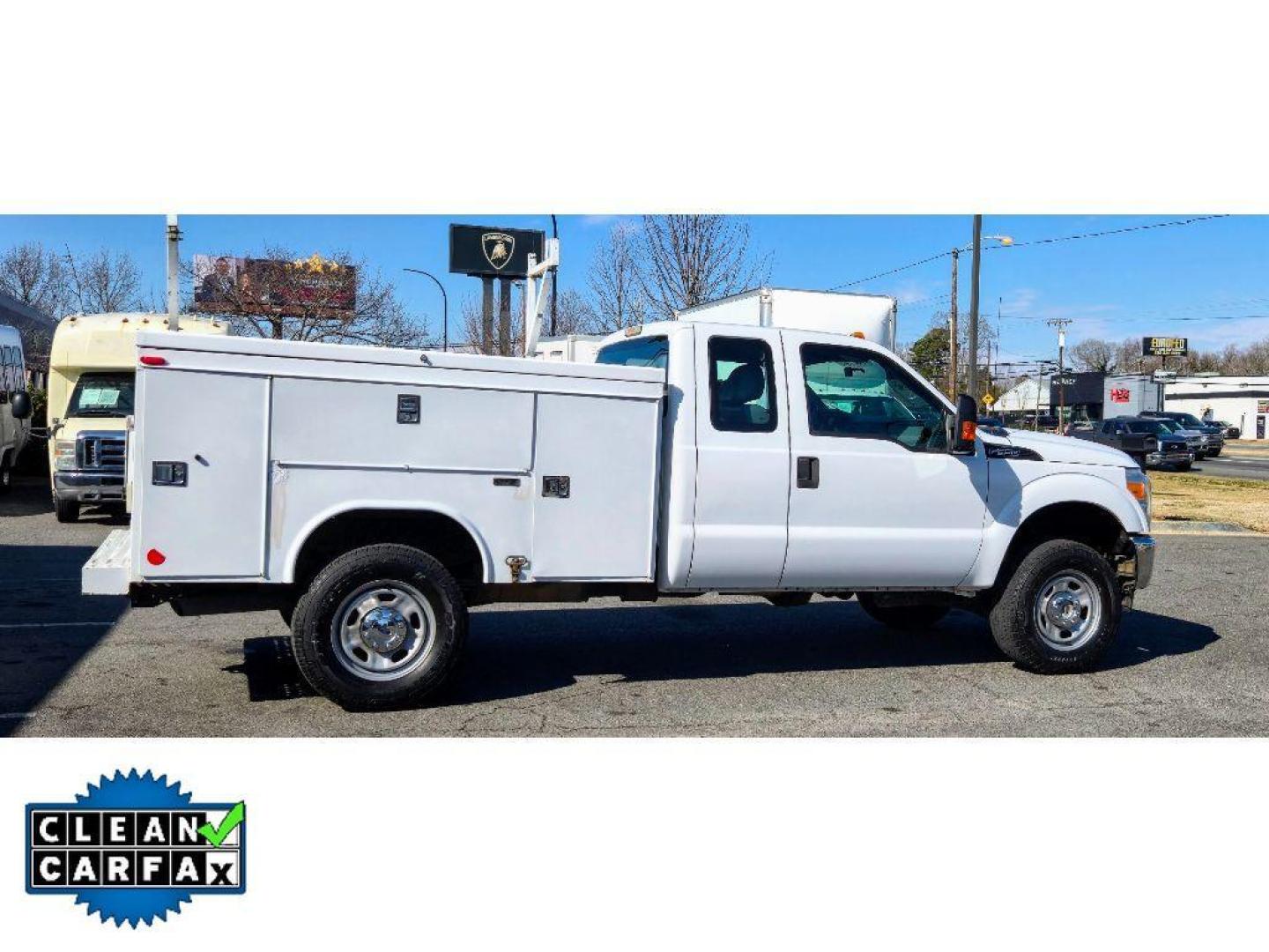 2016 Oxford White /Steel Ford F-350 XL (1FD7X3B67GE) with an V8, 6.2L engine, 6-speed automatic transmission, located at 6520 E. Independence Blvd., Charlotte, NC, 28212, 35.146019, -80.723465 - <b>Equipment</b><br>This 2016 Ford F-350 Super Duty has a clean CARFAX vehicle history report. This model has four wheel drive capabilities. A trailer braking system is already installed on this Ford F-350. This 1 ton pickup has a V8, 6.2L high output engine. Set the temperature exactly where you ar - Photo#16