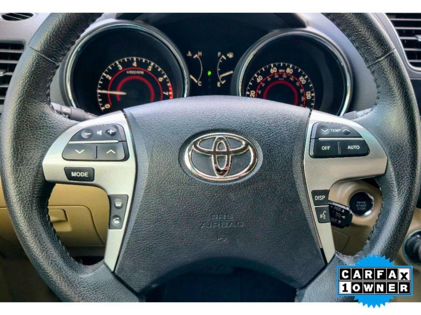 2013 Shoreline Blue Metallic /Sand Beige Toyota Highlander Limited (5TDYK3EH1DS) with an V6, 3.5L engine, 5-speed automatic transmission, located at 6520 E. Independence Blvd., Charlotte, NC, 28212, 35.146019, -80.723465 - Good News! This certified CARFAX 1-owner vehicle has only had one owner before you. Protect this model from unwanted accidents with a cutting edge backup camera system. The installed navigation system will keep you on the right path. The leather seats in this mid-size suv are a must for buyers looki - Photo#7