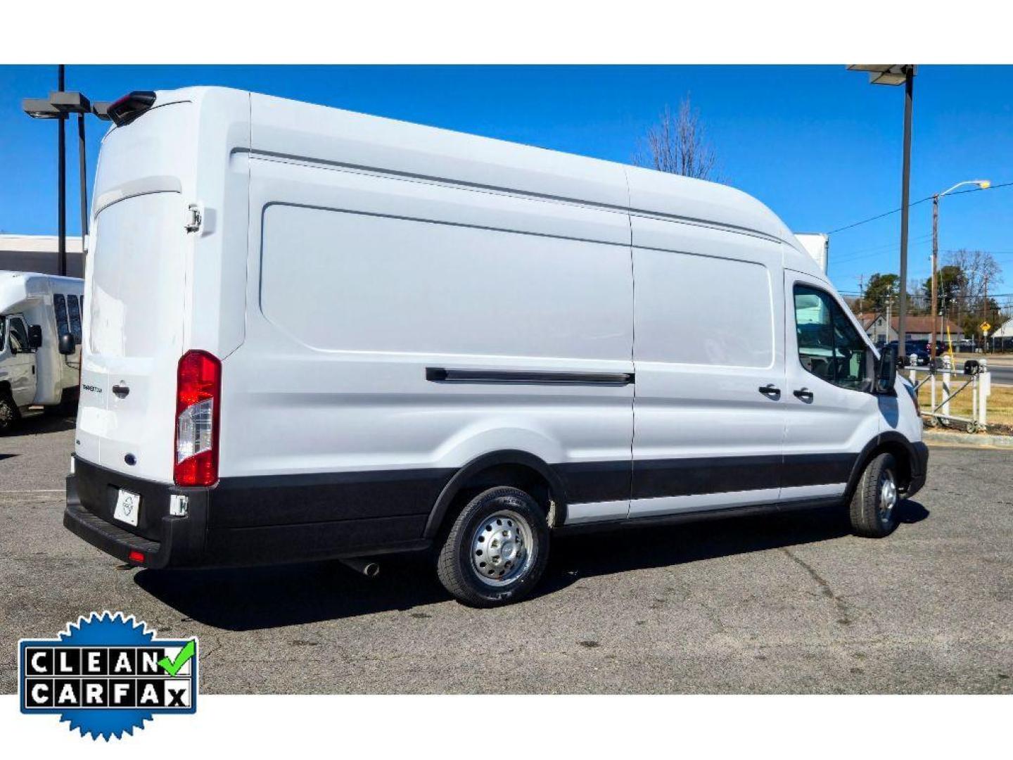 2022 Oxford White /Dark Palazzo Gray Ford Transit Van Base (1FTBW1XG5NK) with an V6, 3.5L engine, 10-speed automatic transmission, located at 6520 E. Independence Blvd., Charlotte, NC, 28212, 35.146019, -80.723465 - <b>Equipment</b><br>See what's behind you with the back up camera on this 1 ton van. Our dealership has already run the CARFAX report and it is clean. A clean CARFAX is a great asset for resale value in the future. This model features a hands-free Bluetooth phone system. Maintaining a stable interi - Photo#6
