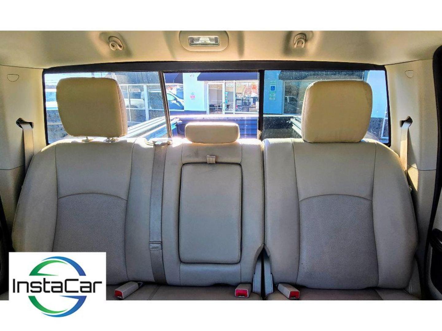 2017 Bright White Clearcoat /Light Frost Beige/Canyon Brown Ram 2500 Laramie (3C6UR5FJ6HG) with an V8, 6.4L engine, 6-speed automatic transmission, located at 6520 E. Independence Blvd., Charlotte, NC, 28212, 35.146019, -80.723465 - <b>Equipment</b><br>The state of the art park assist system will guide you easily into any spot. This unit keeps you comfortable with Auto Climate. The leather seats in the Ram 2500 are a must for buyers looking for comfort, durability, and style. with XM/Sirus Satellite Radio you are no longer res - Photo#24