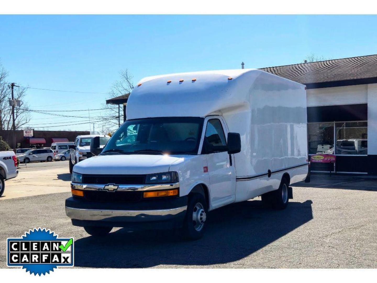 2017 Summit White /Medium Pewter Chevrolet Express Work Van (1HA3GSCG6HN) with an V8, 6.0L engine, 6-speed automatic transmission, located at 6520 E. Independence Blvd., Charlotte, NC, 28212, 35.146019, -80.723465 - <b>Equipment</b><br>This Chevrolet Express has a clean CARFAX vehicle history report. This vehicle shines with clean polished lines coated with an elegant white finish. Enjoy the incredible handling with the rear wheel drive on this unit. This vehicle has a V8, 6.0L high output engine. Set the tempe - Photo#2