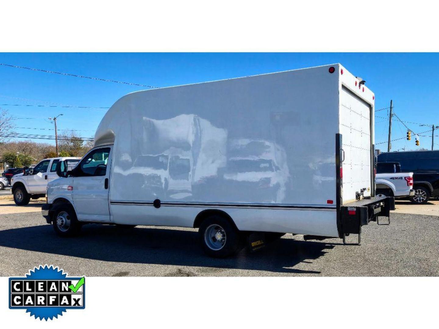 2017 Summit White /Medium Pewter Chevrolet Express Work Van (1HA3GSCG6HN) with an V8, 6.0L engine, 6-speed automatic transmission, located at 6520 E. Independence Blvd., Charlotte, NC, 28212, 35.146019, -80.723465 - <b>Equipment</b><br>This Chevrolet Express has a clean CARFAX vehicle history report. This vehicle shines with clean polished lines coated with an elegant white finish. Enjoy the incredible handling with the rear wheel drive on this unit. This vehicle has a V8, 6.0L high output engine. Set the tempe - Photo#4