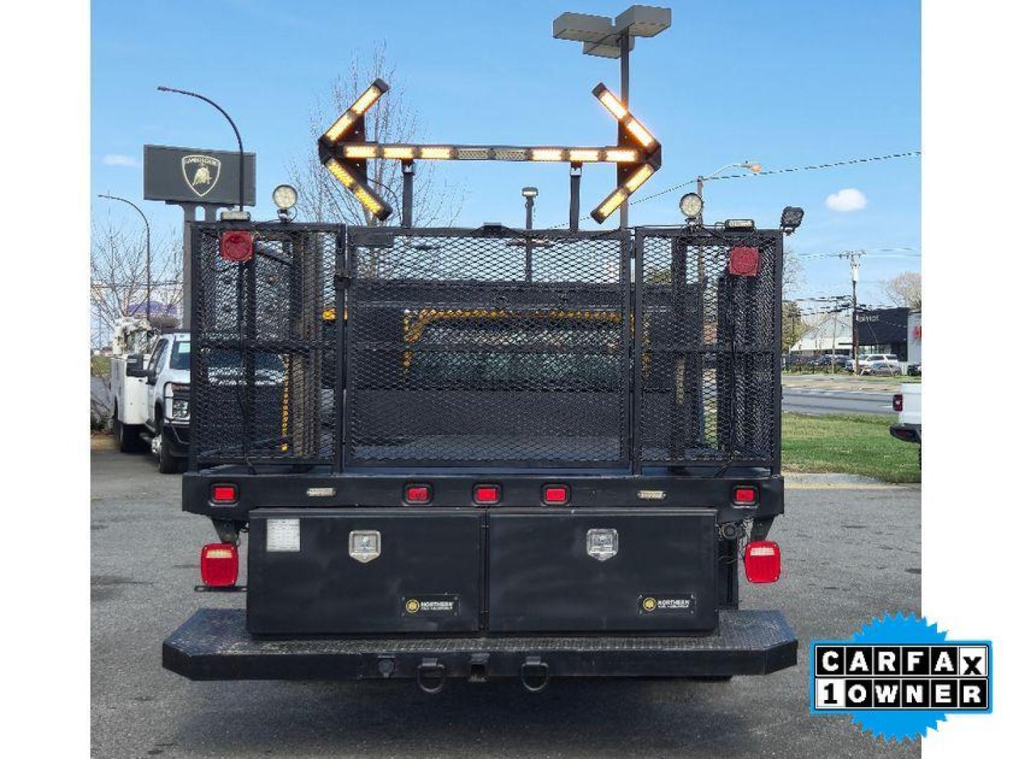 2016 White /Steel Ford F-450 XL (1FD0W4HT4GE) with an V8, 6.7L engine, 6-speed automatic transmission, located at 6520 E. Independence Blvd., Charlotte, NC, 28212, 35.146019, -80.723465 - <b>Equipment</b><br>Good News! This certified CARFAX 1-owner vehicle has only had one owner before you. This 2016 Ford F-450 has a V8, 6.7L high output engine. This vehicle embodies class and sophistication with its refined white exterior. Quickly unlock this unit with keyless entry. The Ford F-45 - Photo#13