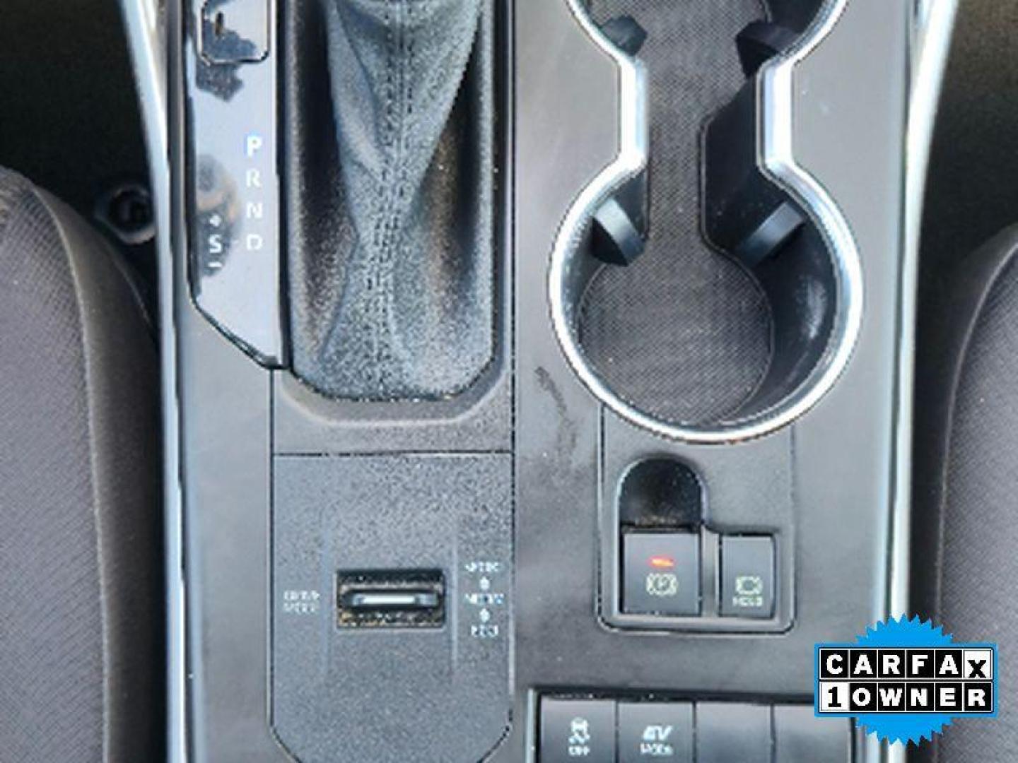 2021 Midnight Black Metallic /Black Toyota Highlander Hybrid Hybrid LE (5TDZARAH3MS) with an 4 Cyl, 2.5L engine, CVT transmission, located at 6520 E. Independence Blvd., Charlotte, NC, 28212, 35.146019, -80.723465 - Photo#14