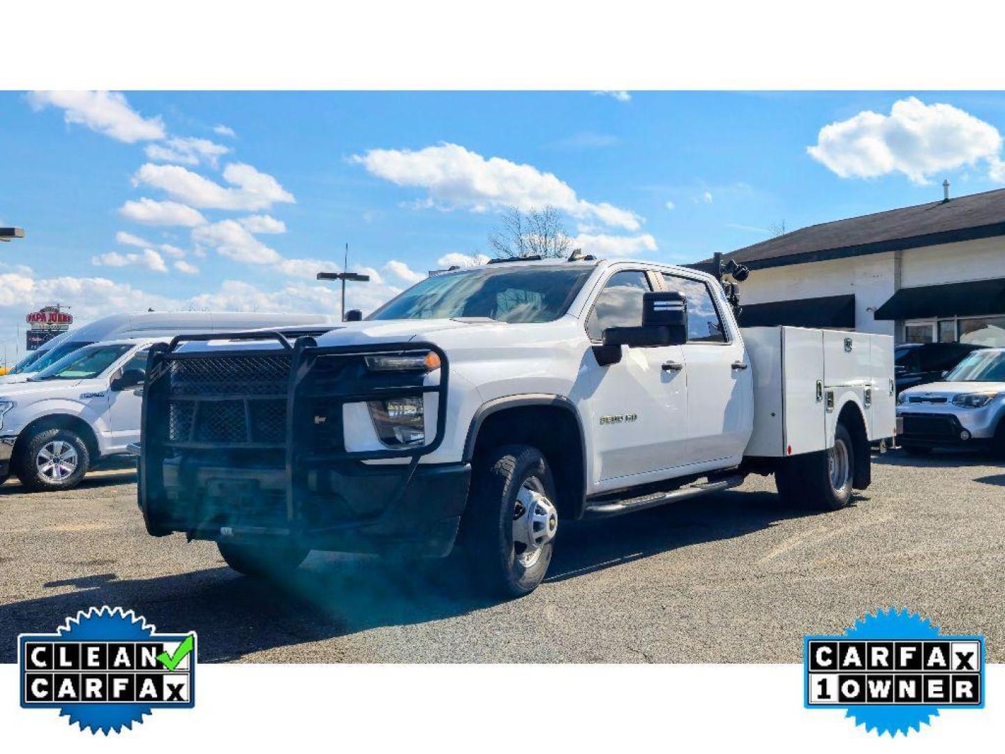 2021 Summit White /Jet Black Chevrolet Silverado Work Truck (1GB4YSE75MF) with an V8, 6.6L engine, 6-speed automatic transmission, located at 6520 E. Independence Blvd., Charlotte, NC, 28212, 35.146019, -80.723465 - <b>Equipment</b><br>This model offers Android Auto for seamless smartphone integration. This vehicle is a certified CARFAX 1-owner. See what's behind you with the back up camera on this 2021 Chevrolet Silverado 3500. with XM/Sirus Satellite Radio you are no longer restricted by poor quality local r - Photo#2