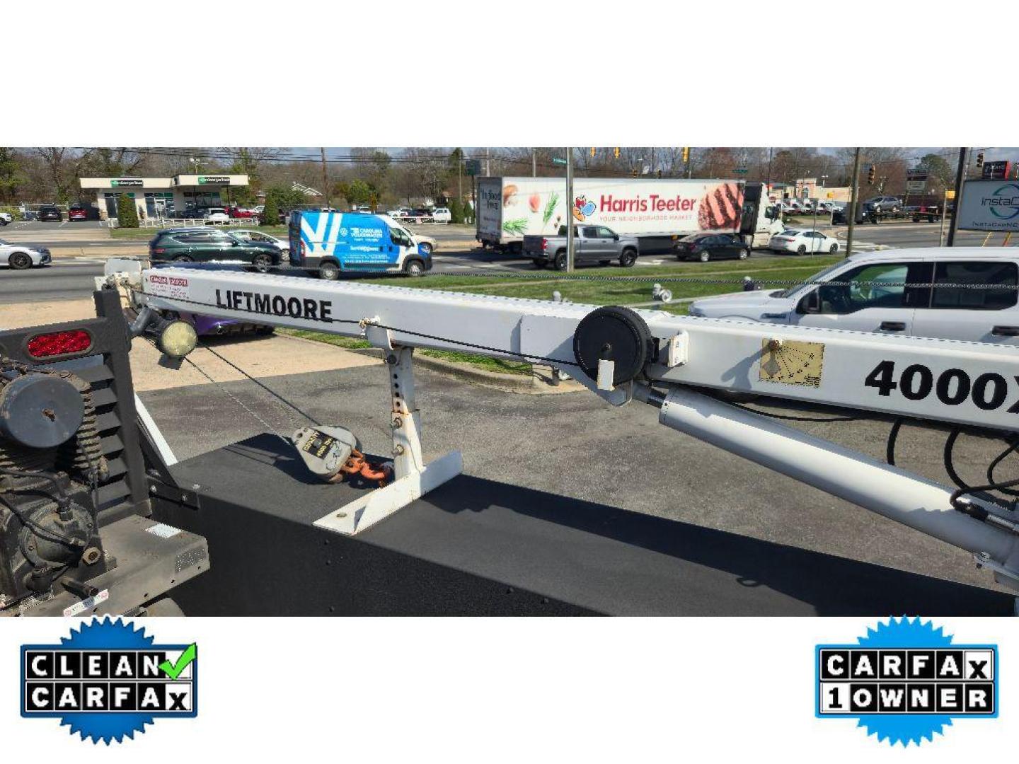 2021 Summit White /Jet Black Chevrolet Silverado Work Truck (1GB4YSE75MF) with an V8, 6.6L engine, 6-speed automatic transmission, located at 6520 E. Independence Blvd., Charlotte, NC, 28212, 35.146019, -80.723465 - <b>Equipment</b><br>This model offers Android Auto for seamless smartphone integration. This vehicle is a certified CARFAX 1-owner. See what's behind you with the back up camera on this 2021 Chevrolet Silverado 3500. with XM/Sirus Satellite Radio you are no longer restricted by poor quality local r - Photo#14