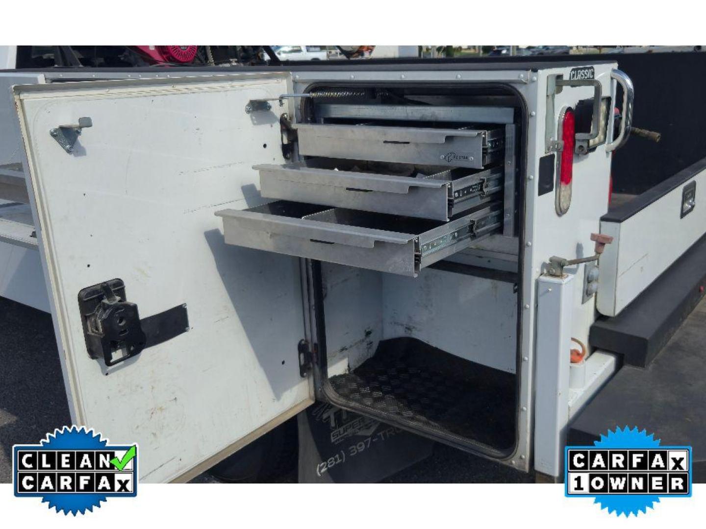 2021 Summit White /Jet Black Chevrolet Silverado Work Truck (1GB4YSE75MF) with an V8, 6.6L engine, 6-speed automatic transmission, located at 6520 E. Independence Blvd., Charlotte, NC, 28212, 35.146019, -80.723465 - <b>Equipment</b><br>This model offers Android Auto for seamless smartphone integration. This vehicle is a certified CARFAX 1-owner. See what's behind you with the back up camera on this 2021 Chevrolet Silverado 3500. with XM/Sirus Satellite Radio you are no longer restricted by poor quality local r - Photo#16