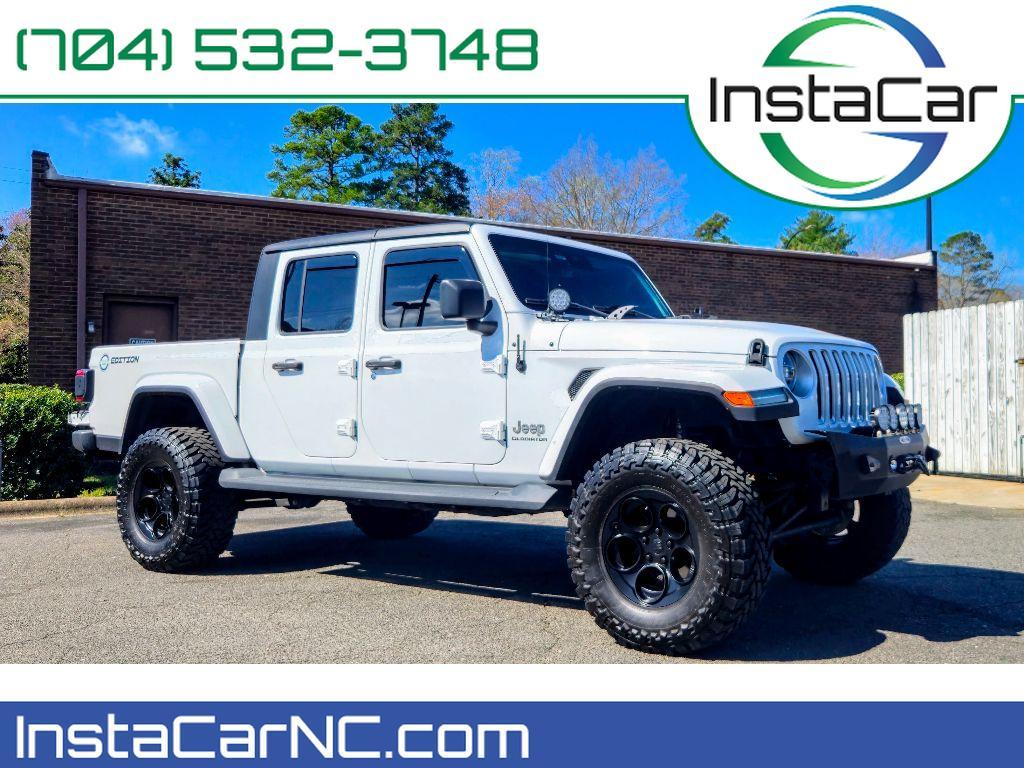 photo of 2020 Jeep Gladiator Overland