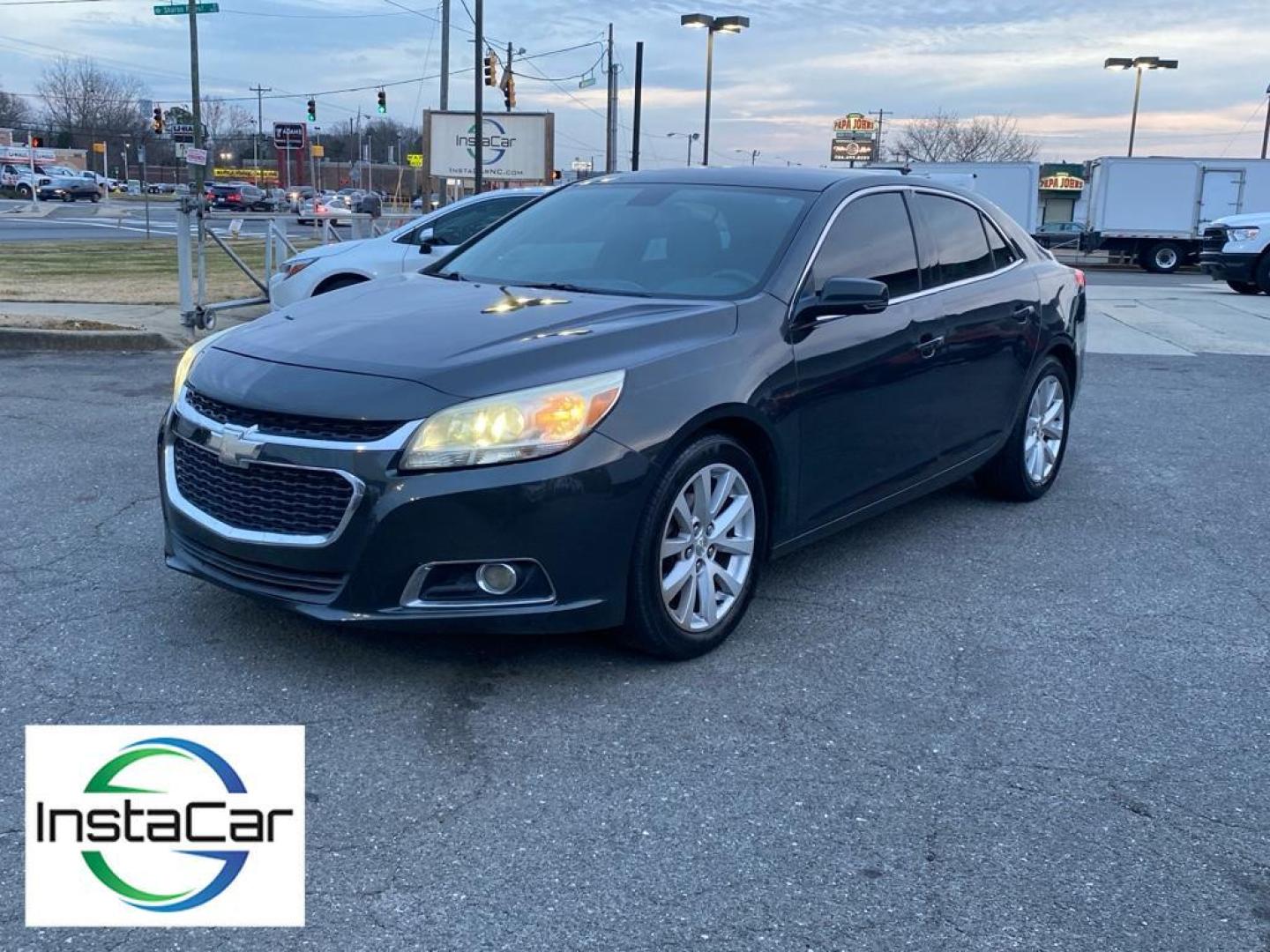 2014 Ashen Gray Metallic /Jet Black/Titanium Chevrolet Malibu LT (1G11E5SL9EF) with an 4 Cyl, 2.5L engine, 6-speed automatic transmission, located at 6520 E. Independence Blvd., Charlotte, NC, 28212, 35.146019, -80.723465 - <b>Equipment</b><br>This unit features a hands-free Bluetooth phone system. The Chevrolet Malibu keeps you comfortable with Auto Climate. The leather seats in this mid-size car are a must for buyers looking for comfort, durability, and style. The Chevrolet Malibu emanates grace with its stylish gray - Photo#5