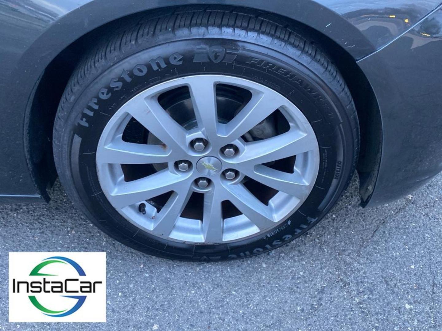 2014 Ashen Gray Metallic /Jet Black/Titanium Chevrolet Malibu LT (1G11E5SL9EF) with an 4 Cyl, 2.5L engine, 6-speed automatic transmission, located at 6520 E. Independence Blvd., Charlotte, NC, 28212, 35.146019, -80.723465 - <b>Equipment</b><br>This unit features a hands-free Bluetooth phone system. The Chevrolet Malibu keeps you comfortable with Auto Climate. The leather seats in this mid-size car are a must for buyers looking for comfort, durability, and style. The Chevrolet Malibu emanates grace with its stylish gray - Photo#12