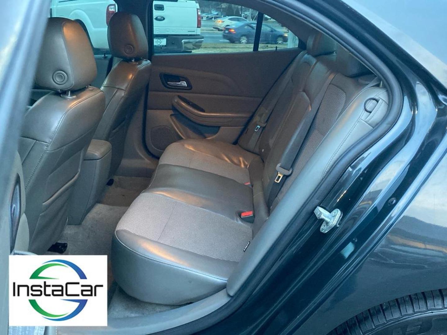 2014 Ashen Gray Metallic /Jet Black/Titanium Chevrolet Malibu LT (1G11E5SL9EF) with an 4 Cyl, 2.5L engine, 6-speed automatic transmission, located at 6520 E. Independence Blvd., Charlotte, NC, 28212, 35.146019, -80.723465 - <b>Equipment</b><br>This unit features a hands-free Bluetooth phone system. The Chevrolet Malibu keeps you comfortable with Auto Climate. The leather seats in this mid-size car are a must for buyers looking for comfort, durability, and style. The Chevrolet Malibu emanates grace with its stylish gray - Photo#20