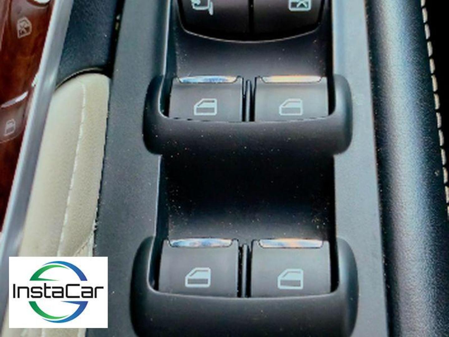 2018 White Platinum Metallic Tri-Coat /Medium Soft Ceramic Ford Explorer Platinum (1FM5K8HT3JG) with an V6, 3.5L engine, 6-speed automatic transmission, located at 6520 E. Independence Blvd., Charlotte, NC, 28212, 35.146019, -80.723465 - <b>Equipment</b><br>The leather seats in this 1/2 ton suv are a must for buyers looking for comfort, durability, and style. Heated seats for those cold winter days are included in this Ford Explorer. The installed navigation system will keep you on the right path. This 2018 Ford Explorer has auto-a - Photo#23