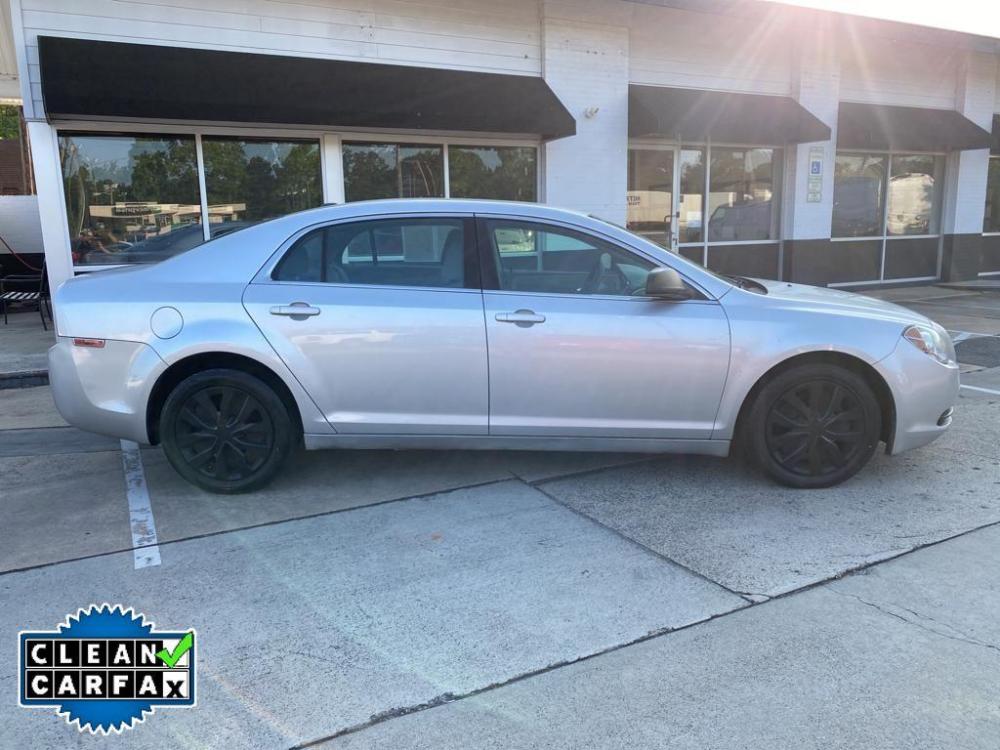 2010 Silver Ice Metallic /Titanium Chevrolet Malibu LS (1G1ZB5EB8A4) with an L4, 2.4L engine, 4-SPEED AUTOMATIC transmission, located at 6520 East Independence Blvd, Charlotte, NC, 28212, (704) 391-9234, 35.171349, -80.746094 - <b>Equipment</b><br>Our dealership has already run the CARFAX report and it is clean. A clean CARFAX is a great asset for resale value in the future. Front wheel drive on the vehicle gives you better traction and better fuel economy. This unit has a L4, 2.4L high output engine. Keep safely connecte - Photo #8