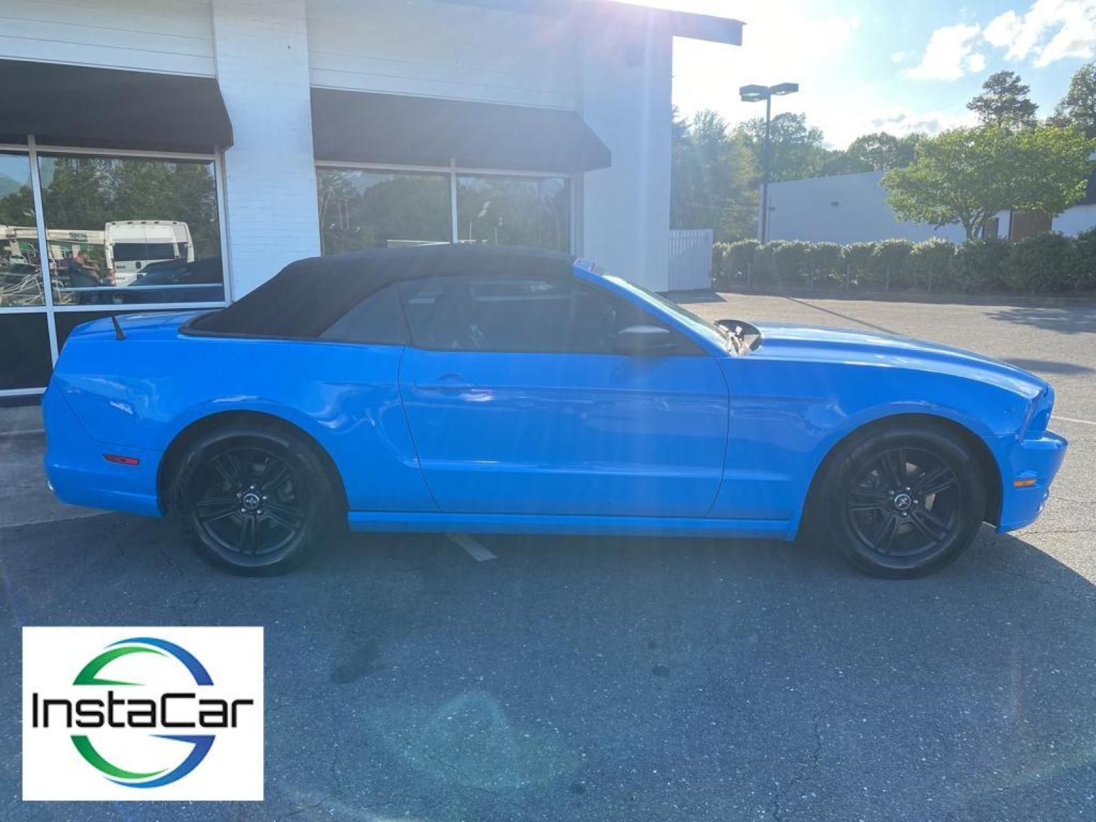 2014 Black /Charcoal Black Ford Mustang V6 (1ZVBP8EM8E5) with an V6, 3.7L engine, 6-speed manual transmission, located at 3147 E Independence Blvd, Charlotte, NC, 28205, 35.200268, -80.773651 - <b>Equipment</b><br>with XM/Sirus Satellite Radio you are no longer restricted by poor quality local radio stations while driving this unit. Anywhere on the planet, you will have hundreds of digital stations to choose from. The HID headlamps on this unit light your way like never before. This vehic - Photo #18