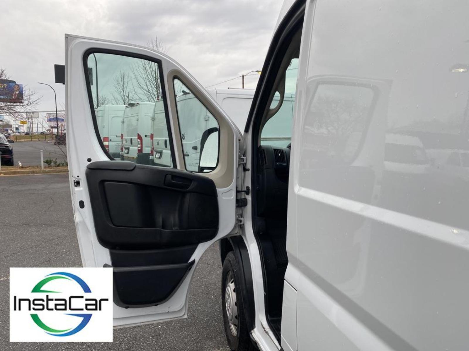 2019 Bright White Clearcoat /Black Ram ProMaster 2500 High Roof (3C6TRVCG8KE) with an V6, 3.6L engine, 6-speed automatic transmission, located at 3147 E Independence Blvd, Charlotte, NC, 28205, 35.200268, -80.773651 - <b>Equipment</b><br>This Ram ProMaster 2500 has satellite radio capabilities. See what's behind you with the back up camera on this Ram ProMaster 2500. Bluetooth technology is built into this Ram ProMaster 2500, keeping your hands on the steering wheel and your focus on the road. The vehicle is fron - Photo #19