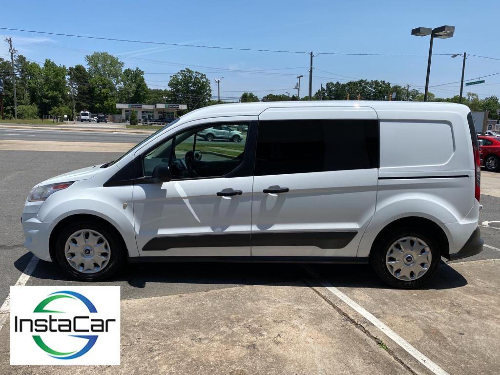 2016 WHITE Ford Transit Connect XLT (NM0LS7F76G1) with an L4, 2.5L engine, Automatic transmission, located at 3147 E Independence Blvd, Charlotte, NC, 28205, 35.200268, -80.773651 - <b>Equipment</b><br>with XM/Sirus Satellite Radio you are no longer restricted by poor quality local radio stations while driving this 2016 Ford Transit Connect . Anywhere on the planet, you will have hundreds of digital stations to choose from. The satellite radio system in the vehicle gives you a - Photo #9