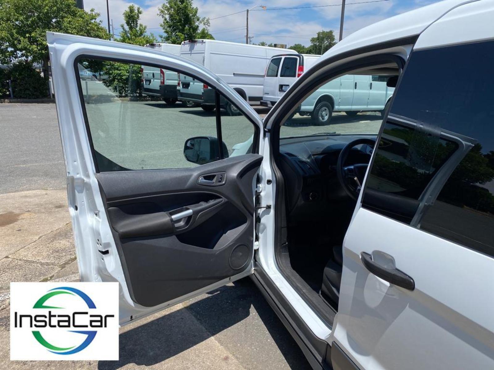 2016 WHITE Ford Transit Connect XLT (NM0LS7F76G1) with an L4, 2.5L engine, Automatic transmission, located at 3147 E Independence Blvd, Charlotte, NC, 28205, 35.200268, -80.773651 - <b>Equipment</b><br>with XM/Sirus Satellite Radio you are no longer restricted by poor quality local radio stations while driving this 2016 Ford Transit Connect . Anywhere on the planet, you will have hundreds of digital stations to choose from. The satellite radio system in the vehicle gives you a - Photo #18