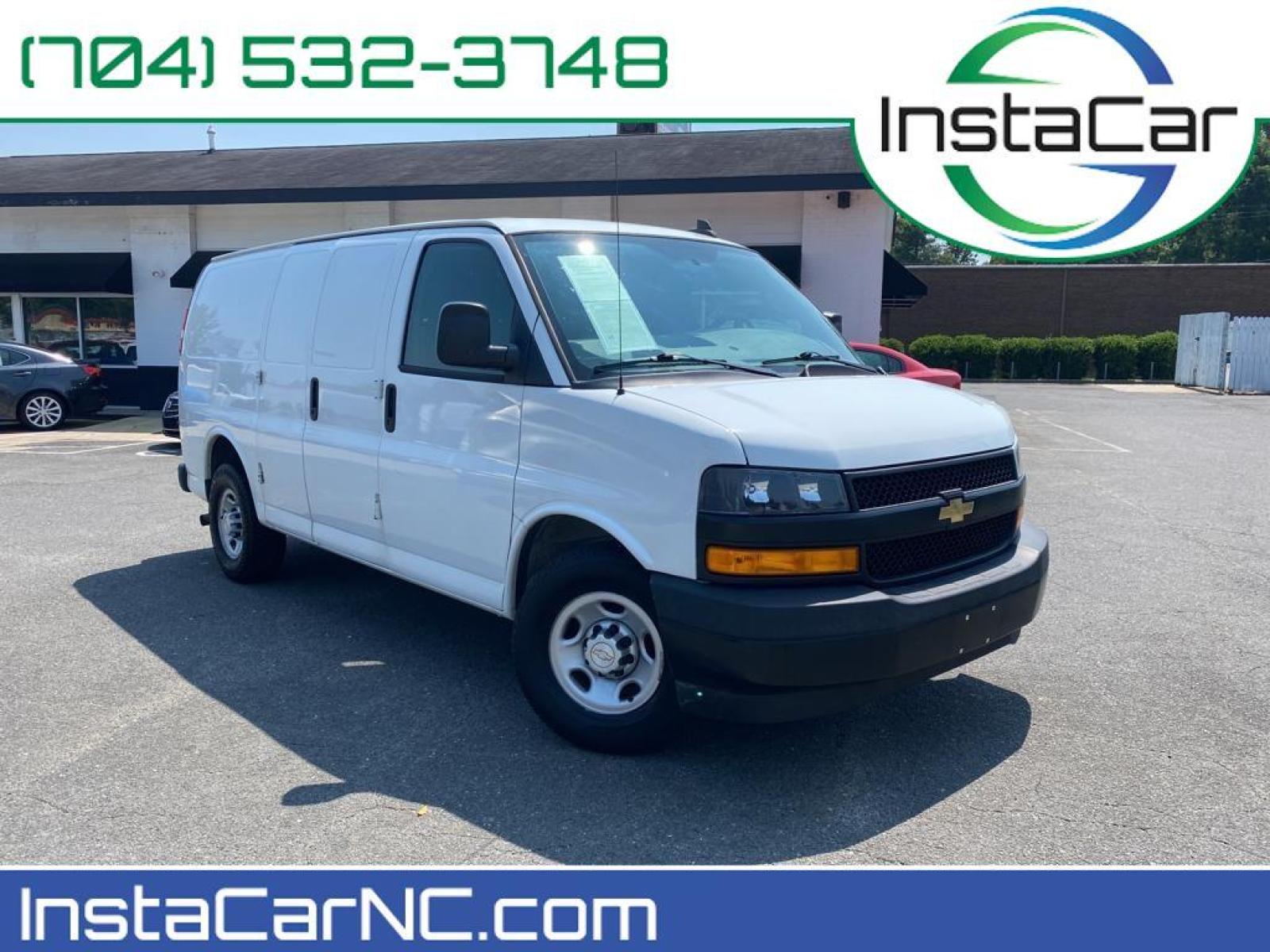 2018 Summit White /Medium Pewter Chevrolet Express Work Van (1GCWGAFG9J1) with an V8, 6.0L engine, 6-speed automatic transmission, located at 3147 E Independence Blvd, Charlotte, NC, 28205, 35.200268, -80.773651 - Photo #0