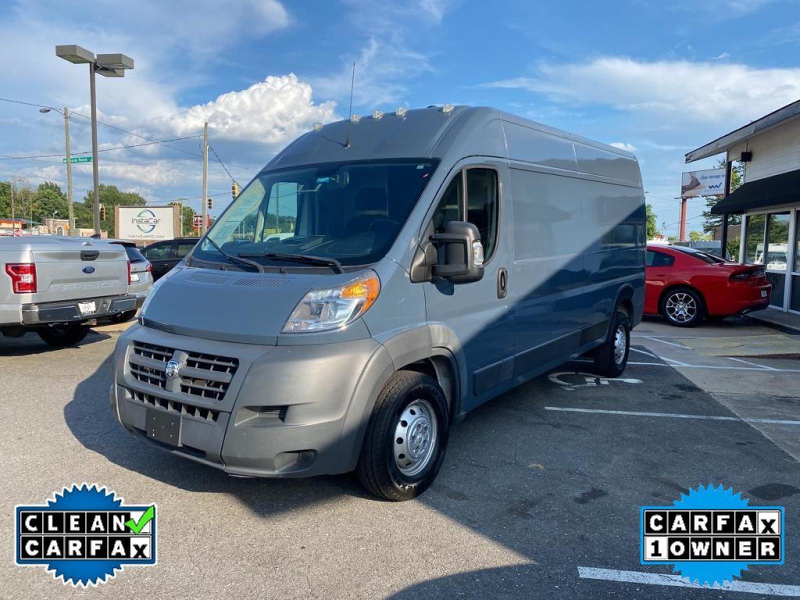 2018 Bright White Clearcoat /Black Ram ProMaster 2500 High Roof (3C6TRVDG3JE) with an V6, 3.6L engine, 6-speed automatic transmission, located at 3147 E Independence Blvd, Charlotte, NC, 28205, 35.200268, -80.773651 - Photo #10