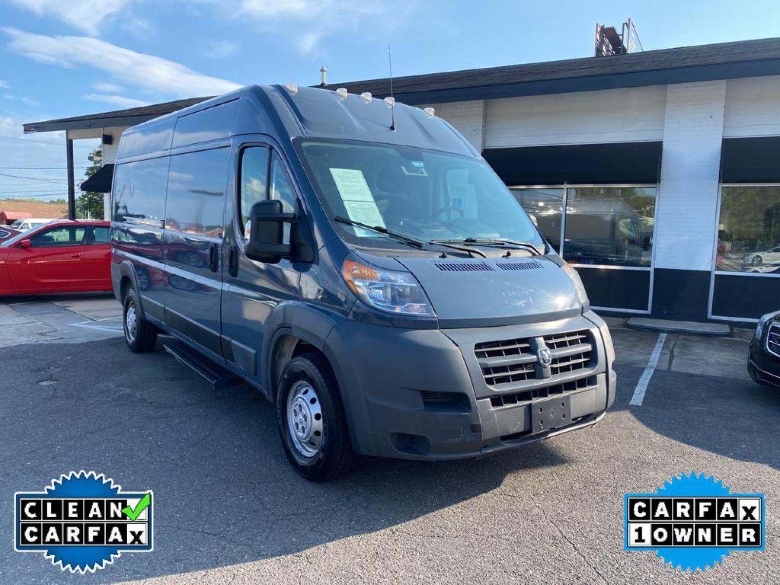2018 Bright White Clearcoat /Black Ram ProMaster 2500 High Roof (3C6TRVDG3JE) with an V6, 3.6L engine, 6-speed automatic transmission, located at 3147 E Independence Blvd, Charlotte, NC, 28205, 35.200268, -80.773651 - Photo #8